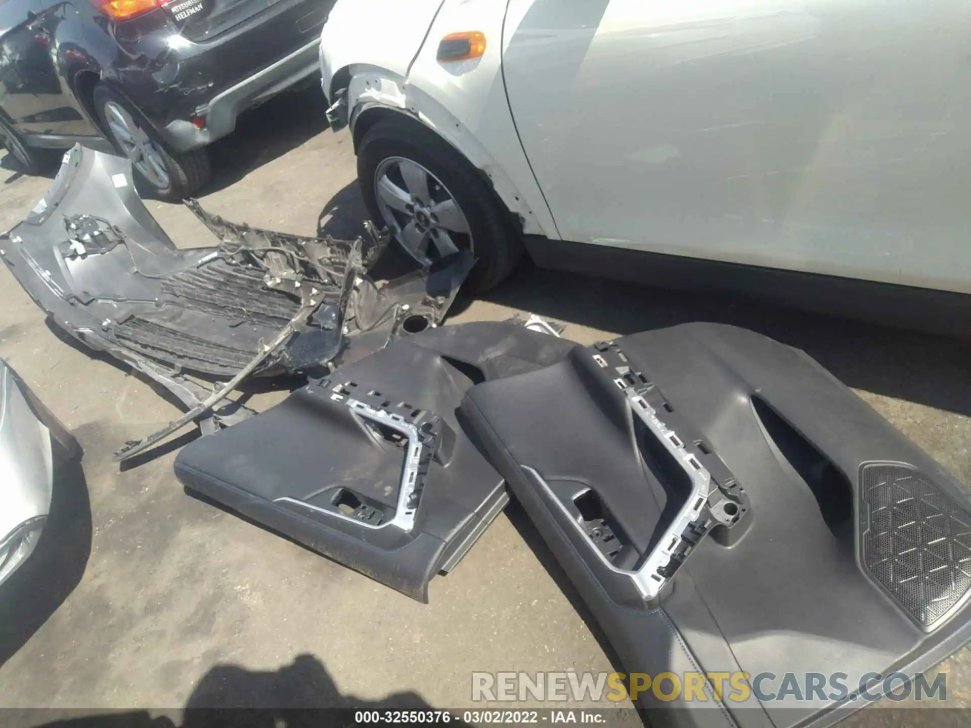 12 Photograph of a damaged car 2T3EWRFV0LW073140 TOYOTA RAV4 2020