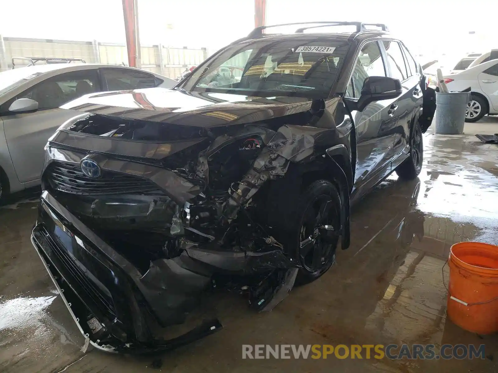 2 Photograph of a damaged car 2T3EWRFV0LW082694 TOYOTA RAV4 2020