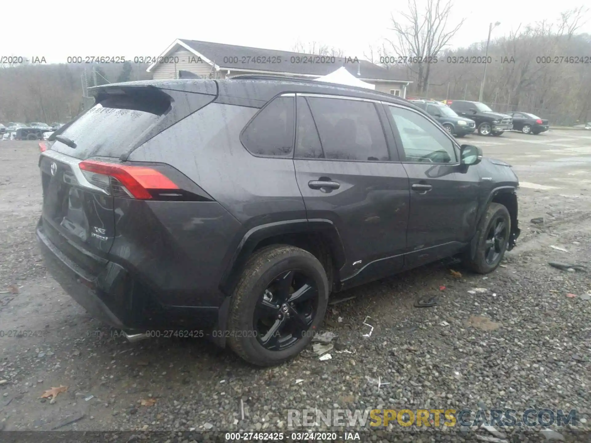 4 Photograph of a damaged car 2T3EWRFV1LW079741 TOYOTA RAV4 2020