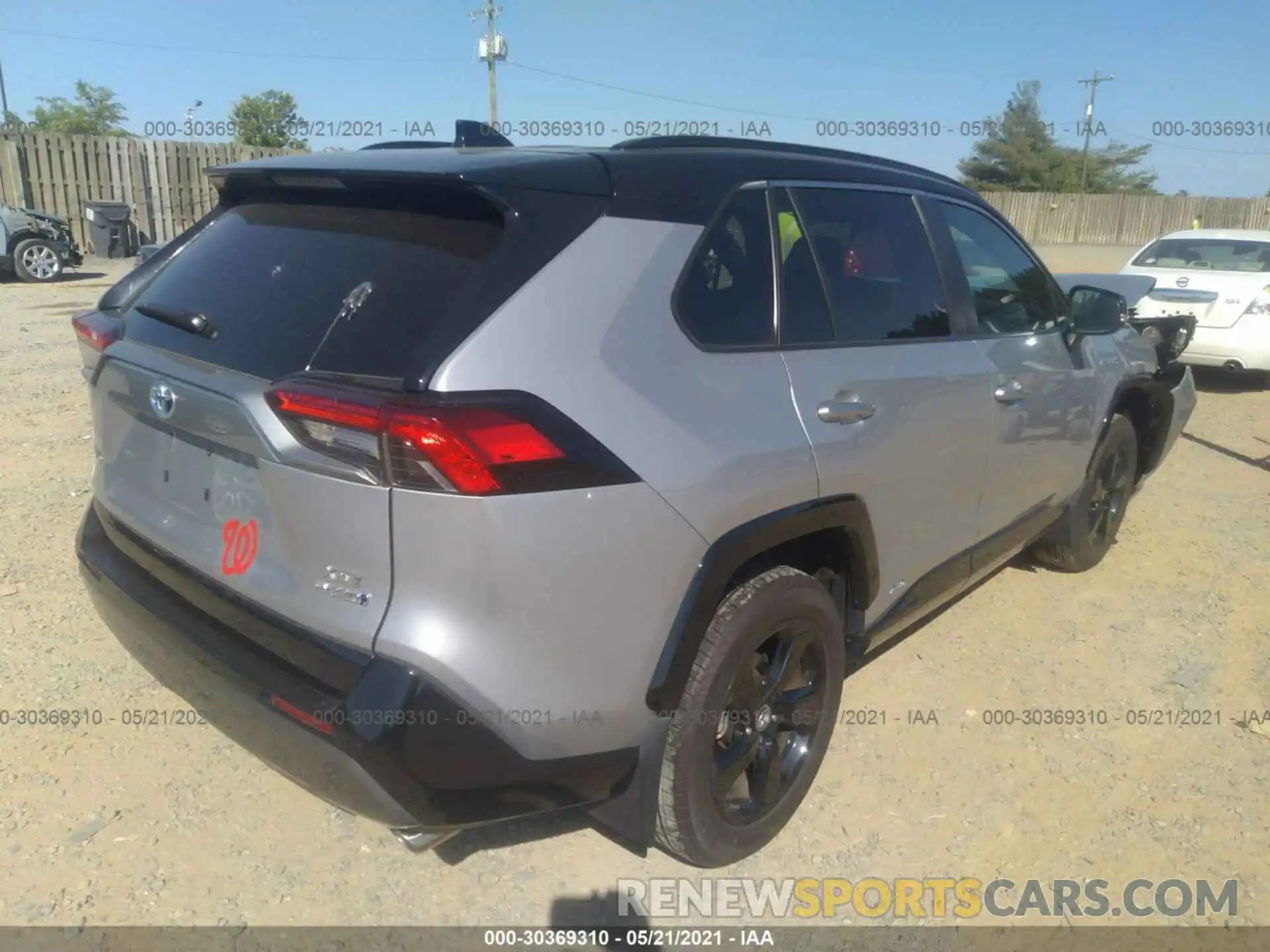 4 Photograph of a damaged car 2T3EWRFV1LW091727 TOYOTA RAV4 2020