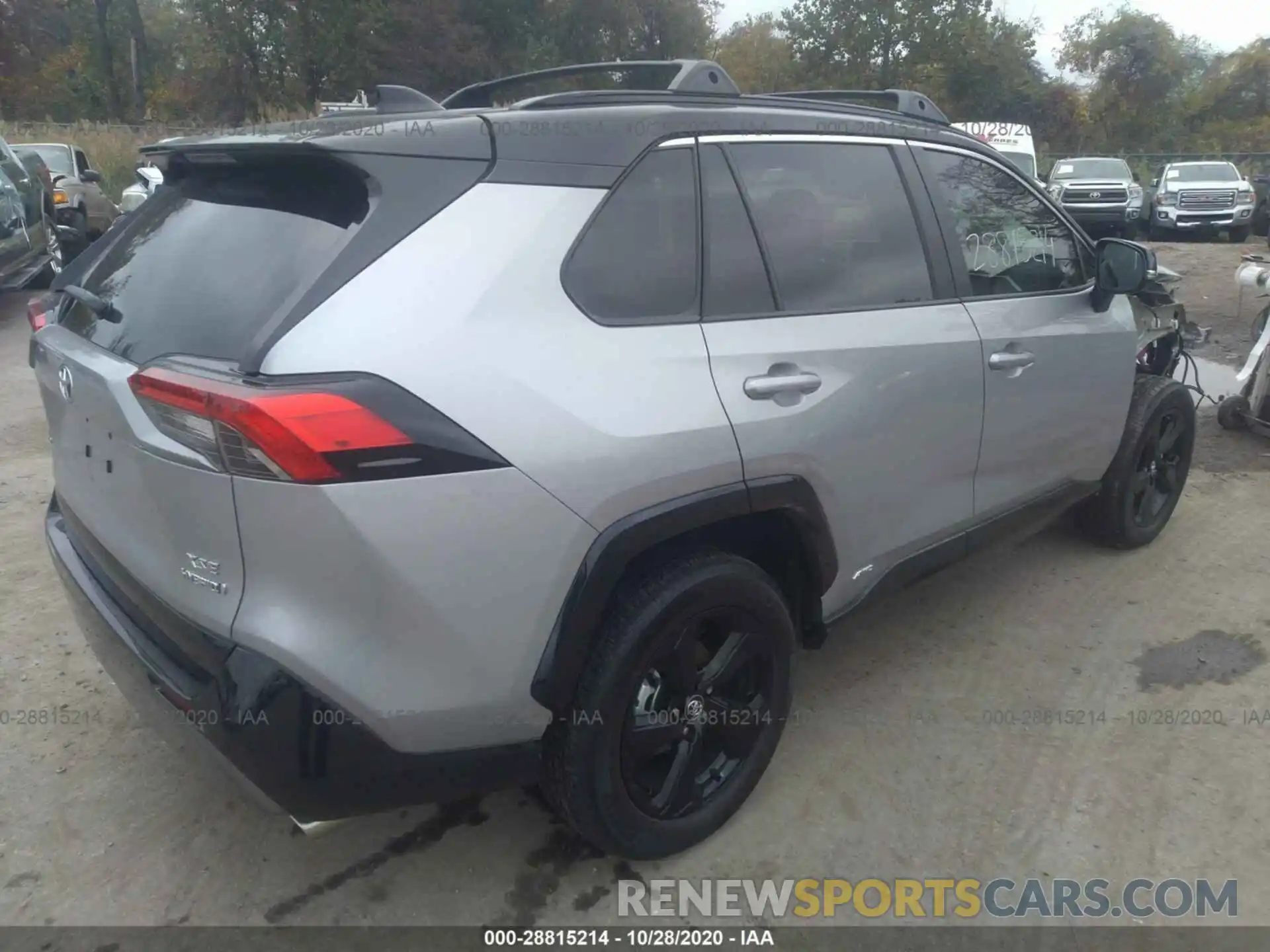 4 Photograph of a damaged car 2T3EWRFV2LW070949 TOYOTA RAV4 2020