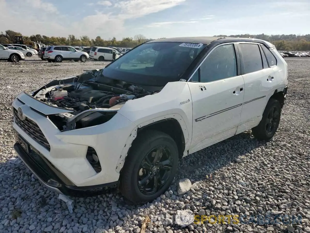 1 Photograph of a damaged car 2T3EWRFV3LW055618 TOYOTA RAV4 2020