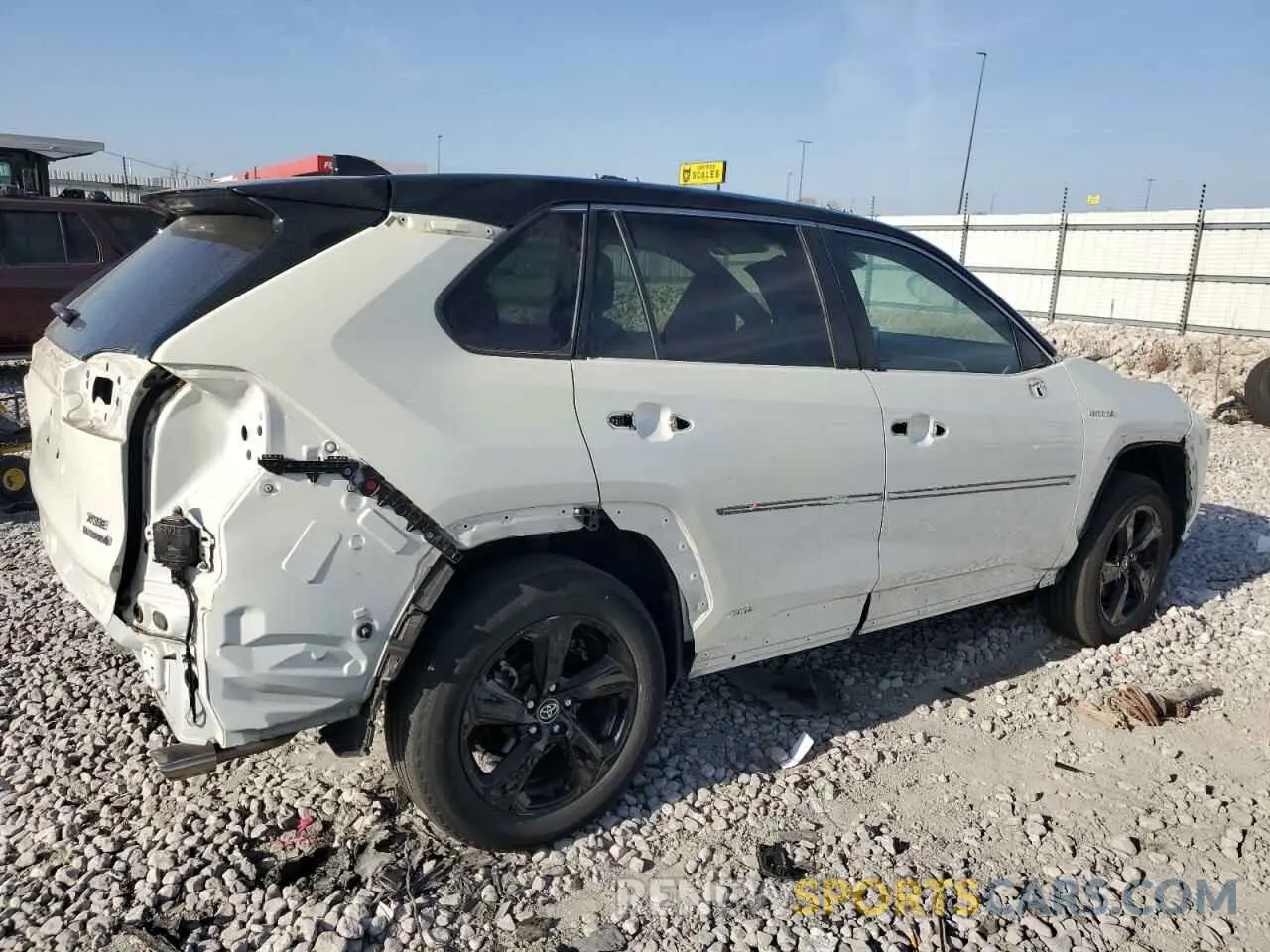 3 Photograph of a damaged car 2T3EWRFV3LW055618 TOYOTA RAV4 2020