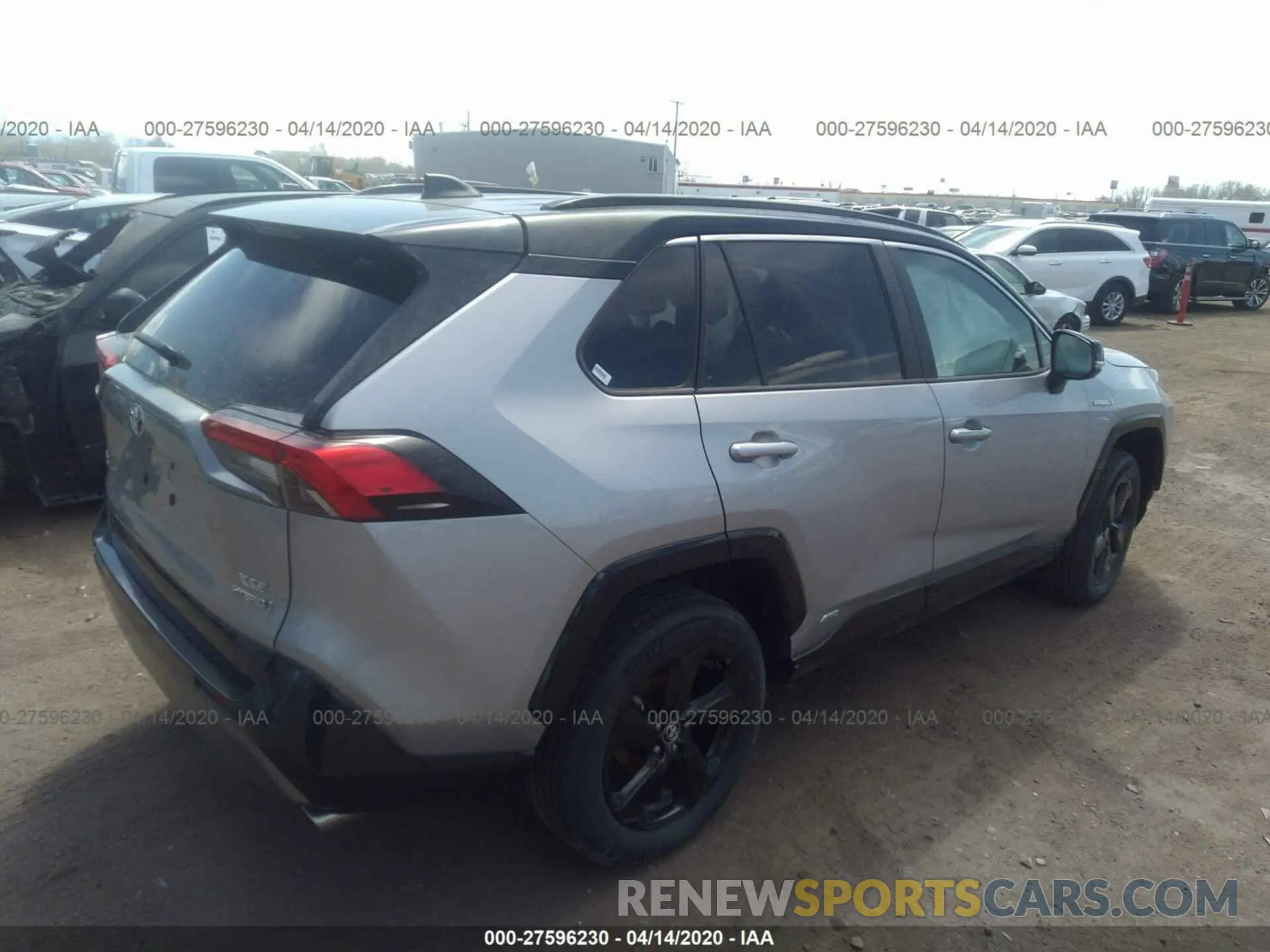 4 Photograph of a damaged car 2T3EWRFV3LW066912 TOYOTA RAV4 2020