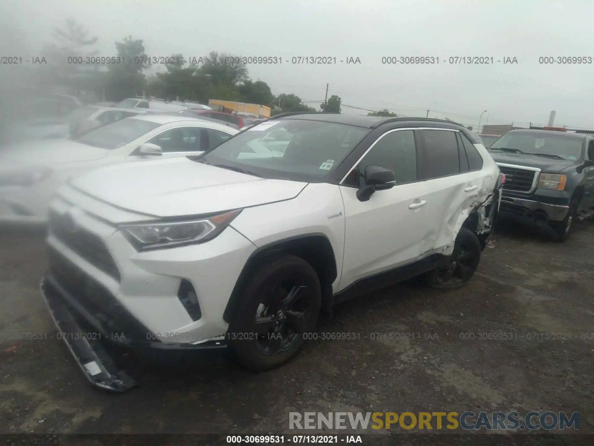 2 Photograph of a damaged car 2T3EWRFV3LW083080 TOYOTA RAV4 2020