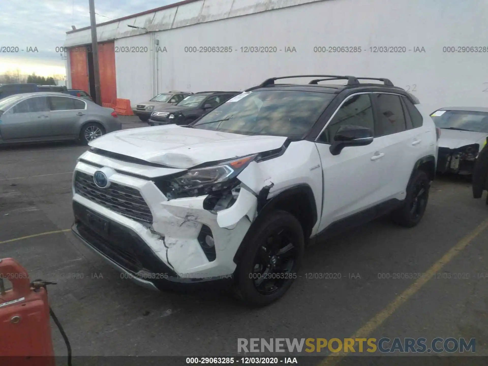 2 Photograph of a damaged car 2T3EWRFV5LW065521 TOYOTA RAV4 2020