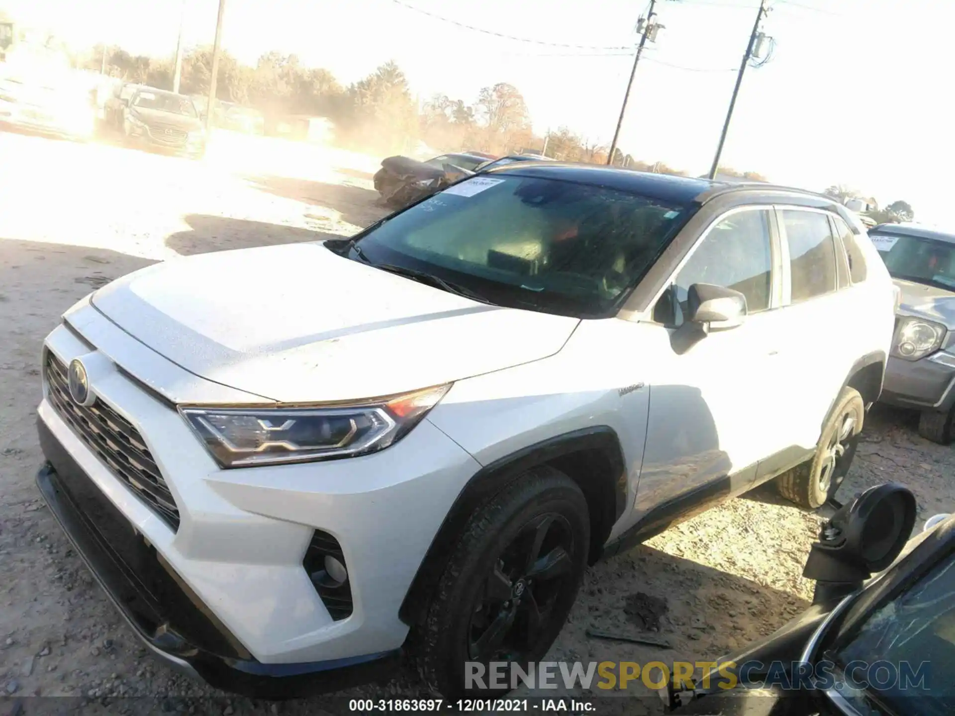 2 Photograph of a damaged car 2T3EWRFV5LW082061 TOYOTA RAV4 2020