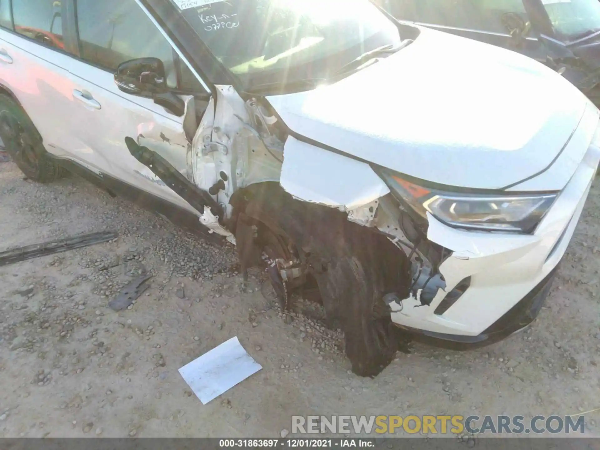 6 Photograph of a damaged car 2T3EWRFV5LW082061 TOYOTA RAV4 2020