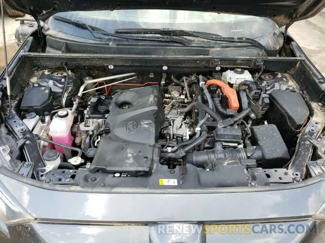 7 Photograph of a damaged car 2T3EWRFV6LW053863 TOYOTA RAV4 2020