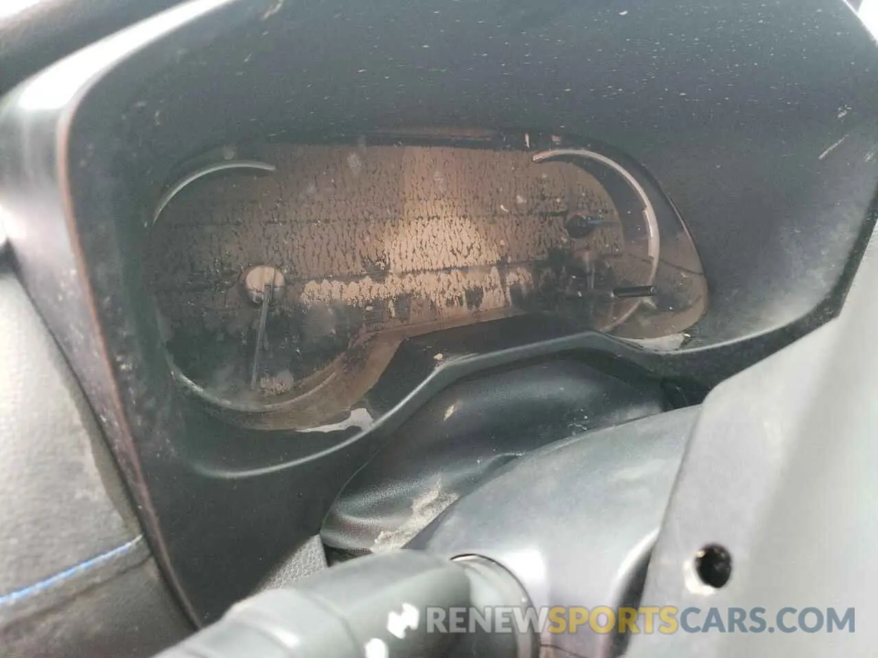 8 Photograph of a damaged car 2T3EWRFV6LW053863 TOYOTA RAV4 2020