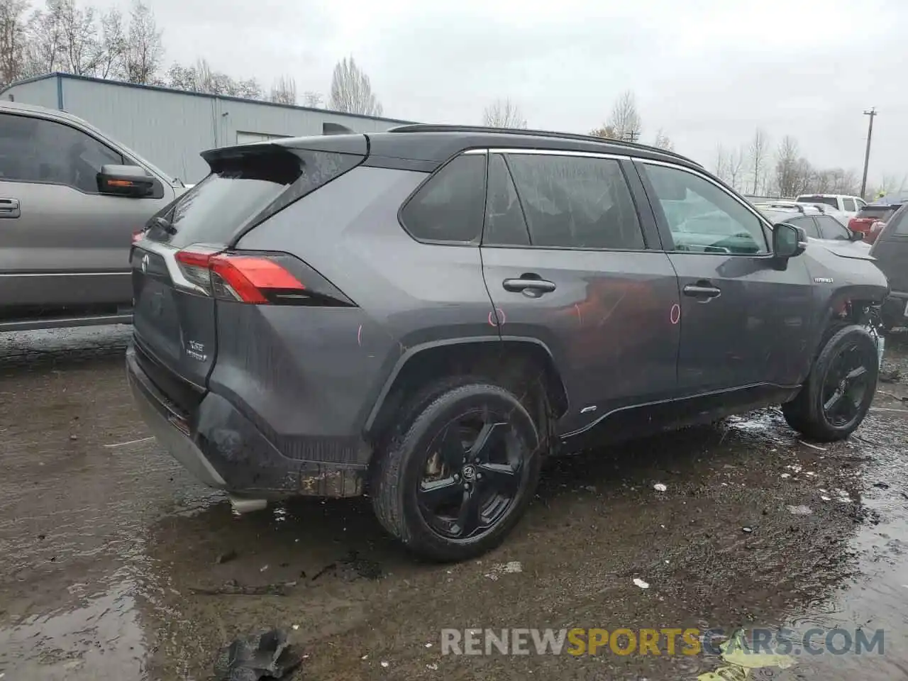 3 Photograph of a damaged car 2T3EWRFV6LW062854 TOYOTA RAV4 2020