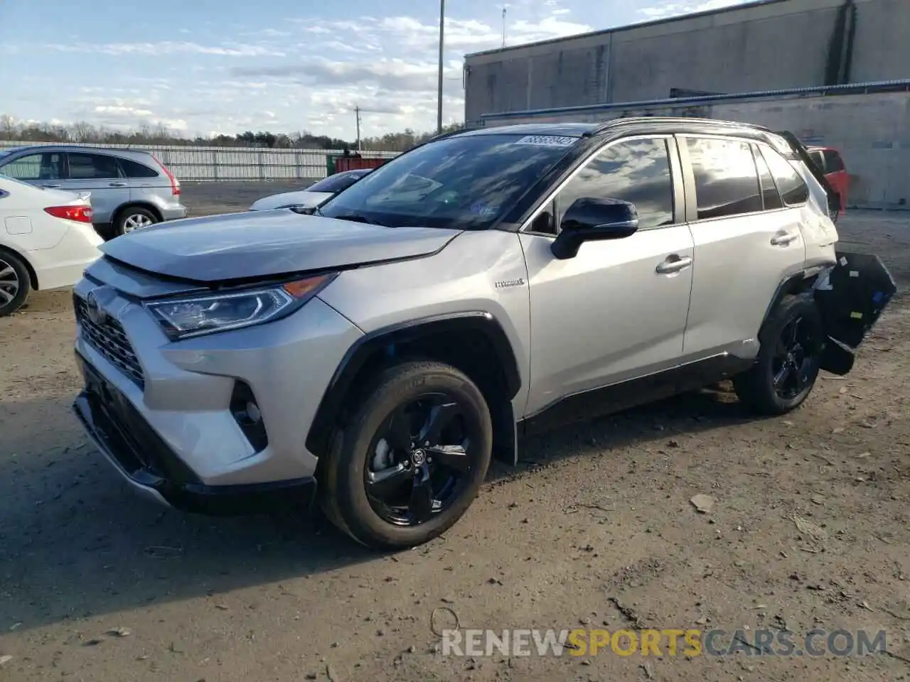 1 Photograph of a damaged car 2T3EWRFV6LW094753 TOYOTA RAV4 2020