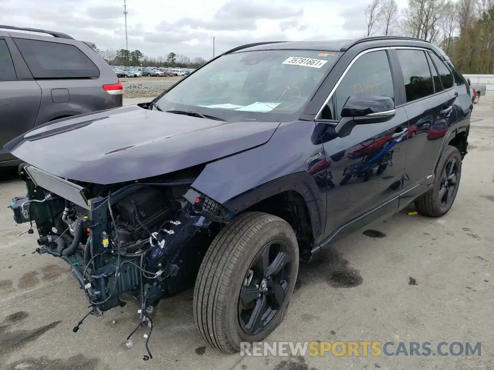 2 Photograph of a damaged car 2T3EWRFV7LW080926 TOYOTA RAV4 2020