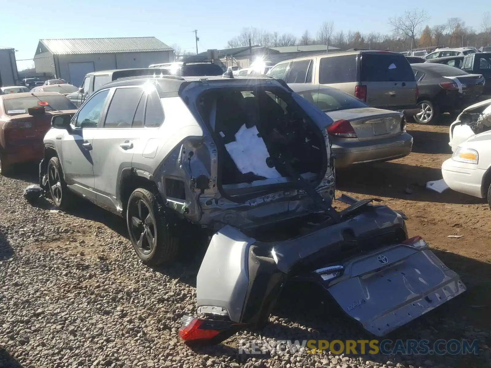 3 Photograph of a damaged car 2T3EWRFV8LW060250 TOYOTA RAV4 2020