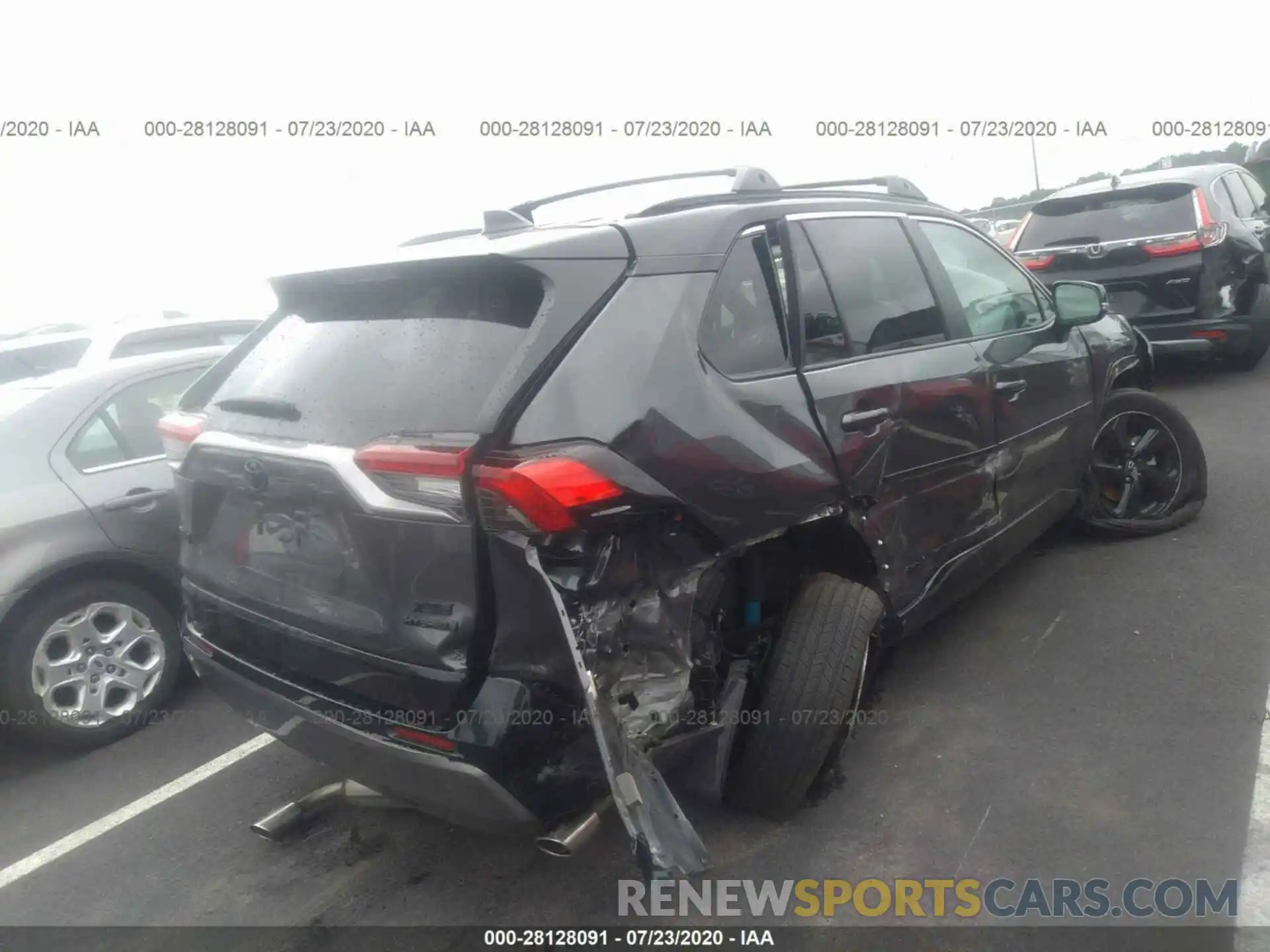 4 Photograph of a damaged car 2T3EWRFV8LW060586 TOYOTA RAV4 2020