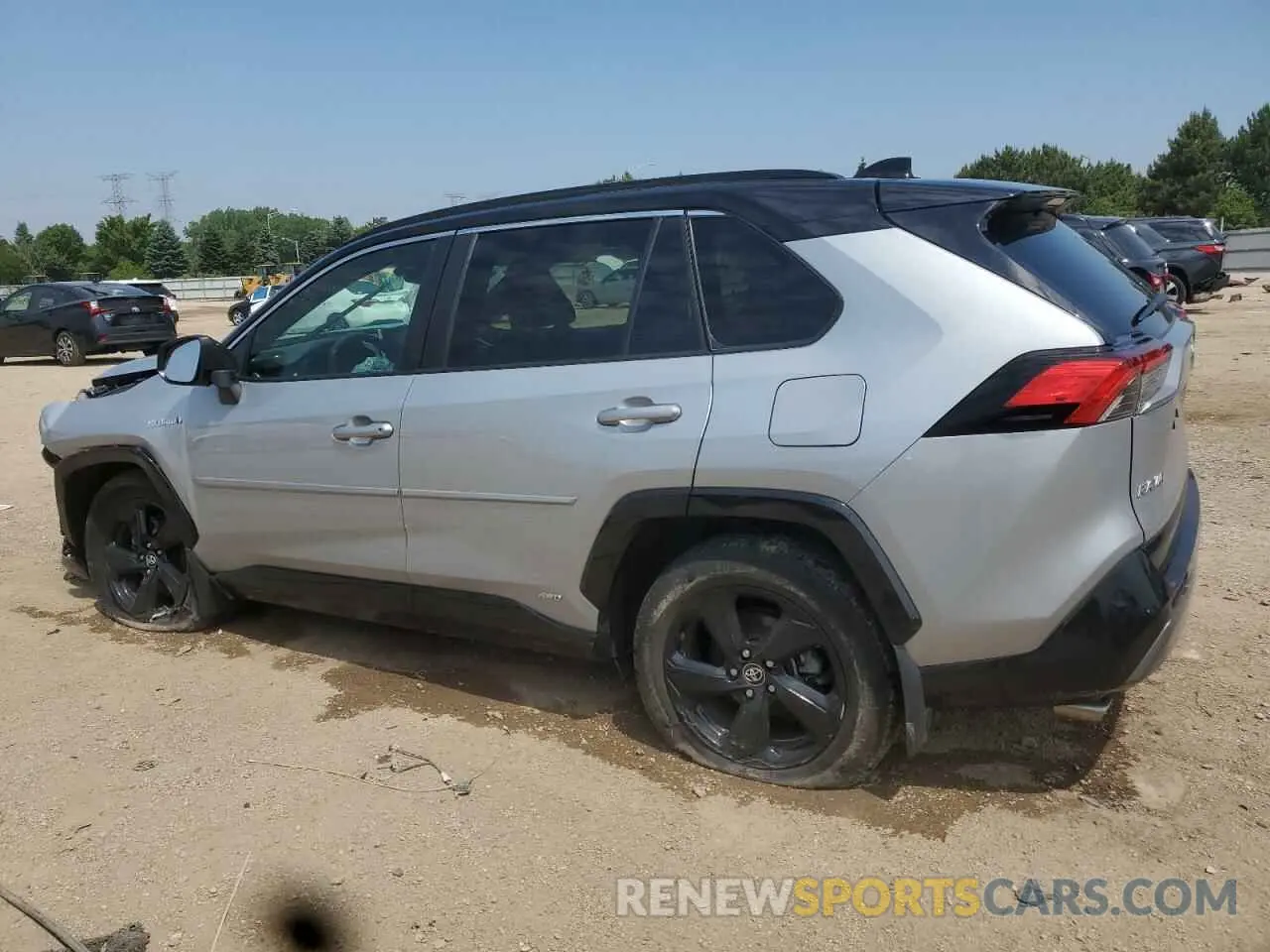 2 Photograph of a damaged car 2T3EWRFV8LW060782 TOYOTA RAV4 2020