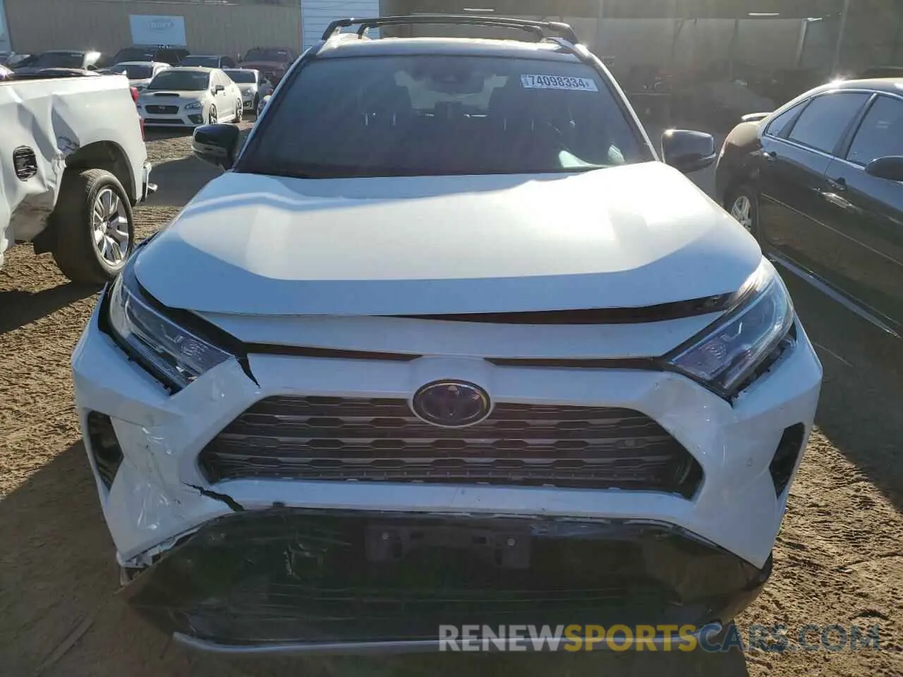 5 Photograph of a damaged car 2T3EWRFV9LW052738 TOYOTA RAV4 2020