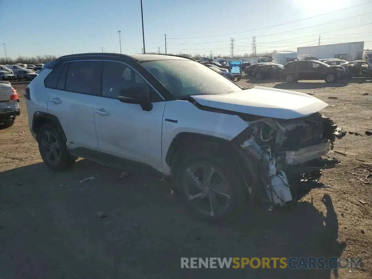 4 Photograph of a damaged car 2T3EWRFVXLW062839 TOYOTA RAV4 2020