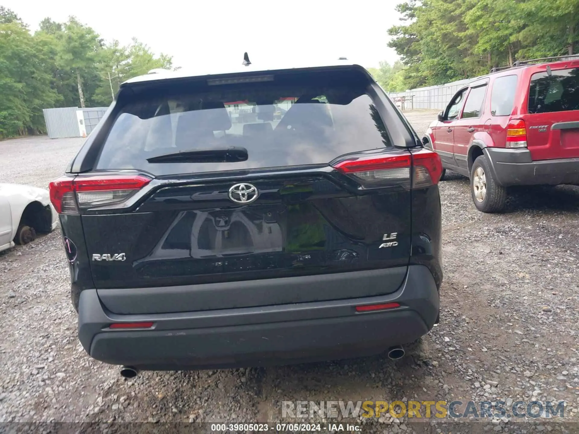 16 Photograph of a damaged car 2T3F1RFV0LC071859 TOYOTA RAV4 2020