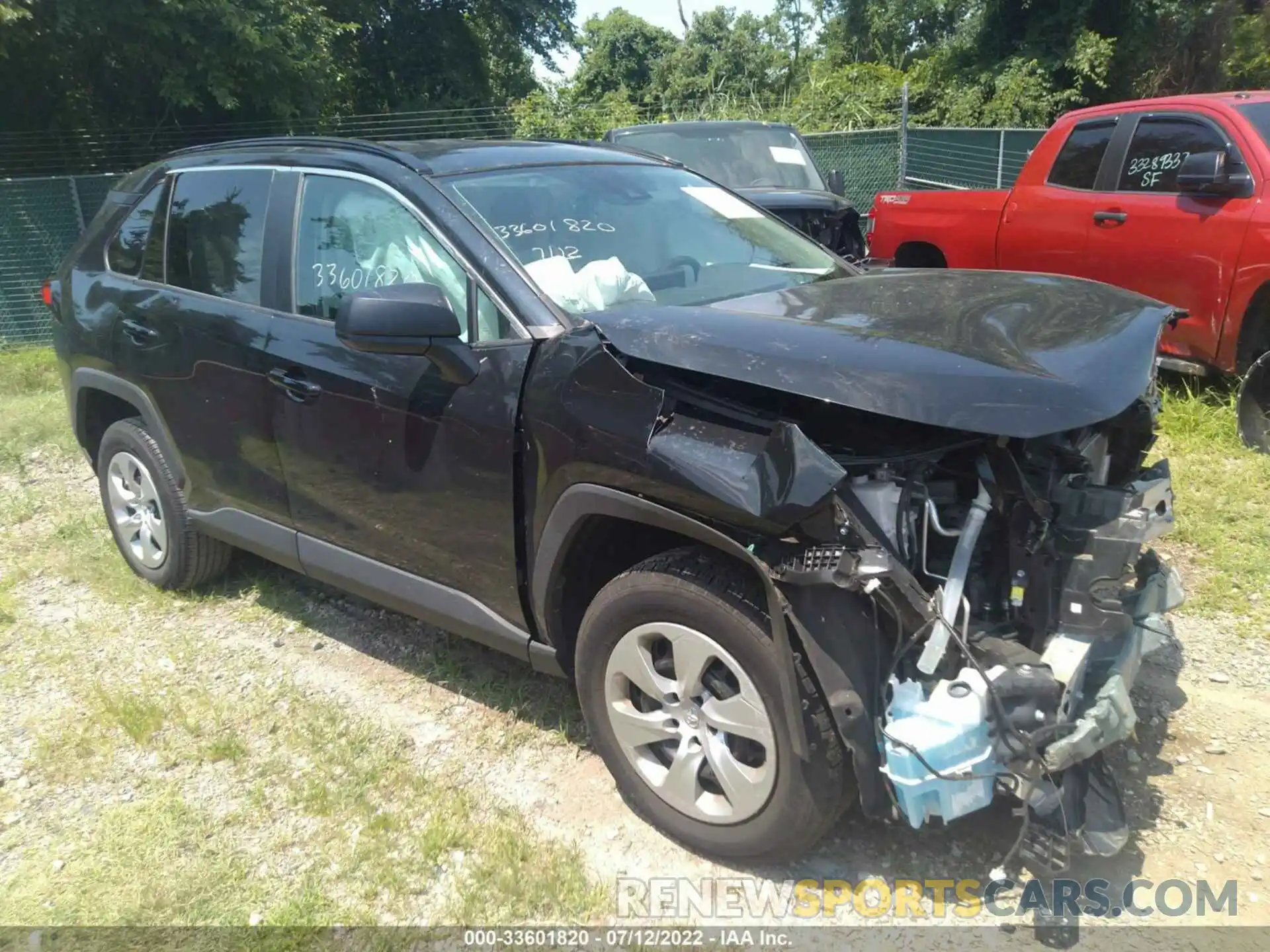 1 Photograph of a damaged car 2T3F1RFV0LC097815 TOYOTA RAV4 2020