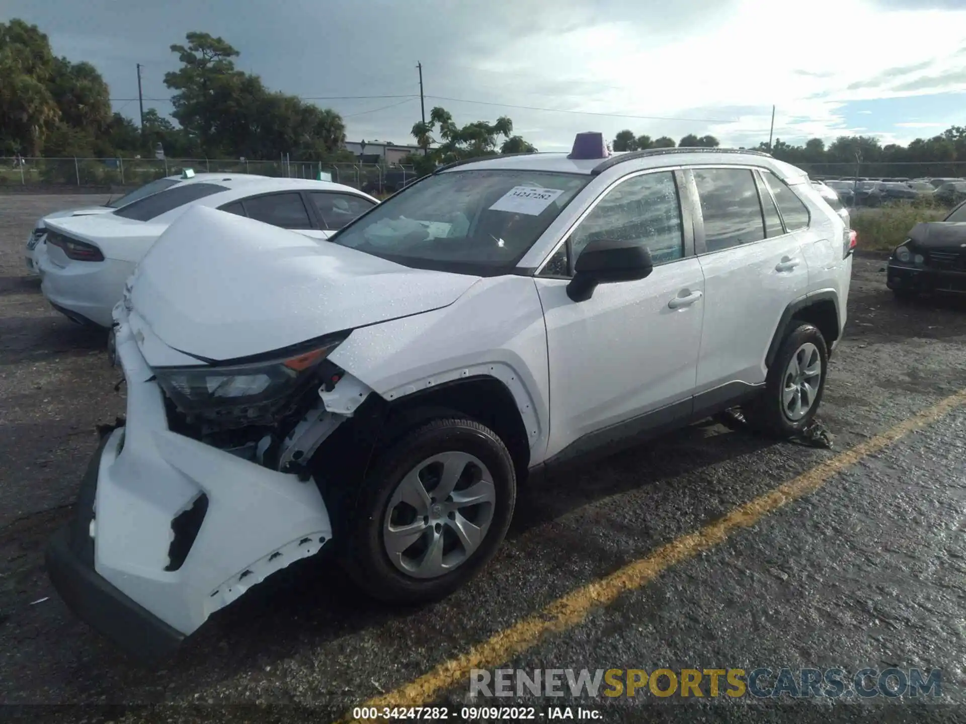 2 Photograph of a damaged car 2T3F1RFV0LC102561 TOYOTA RAV4 2020