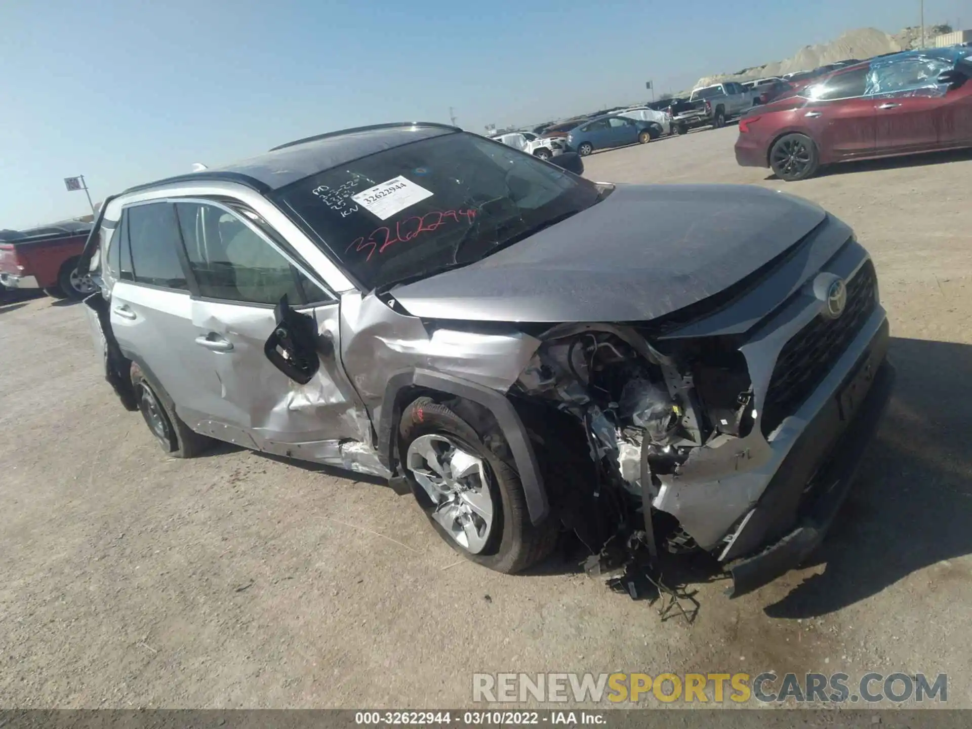 1 Photograph of a damaged car 2T3F1RFV0LC124852 TOYOTA RAV4 2020