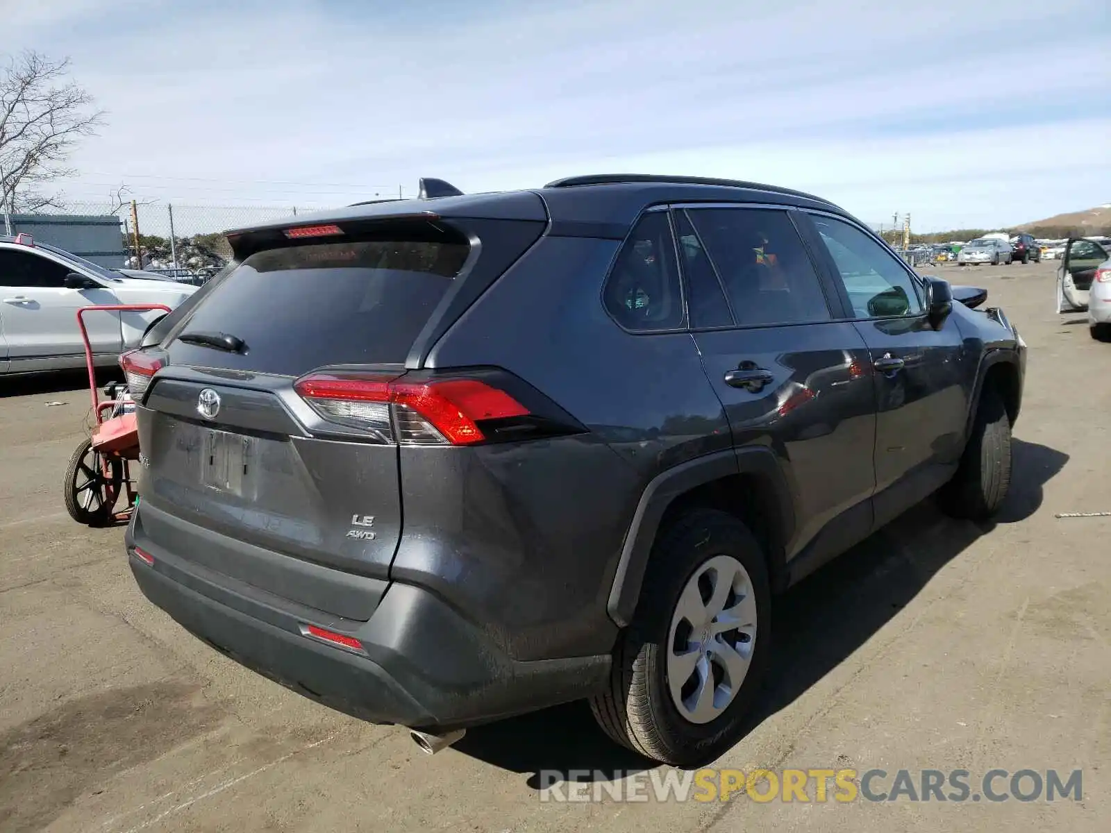 4 Photograph of a damaged car 2T3F1RFV0LC139156 TOYOTA RAV4 2020