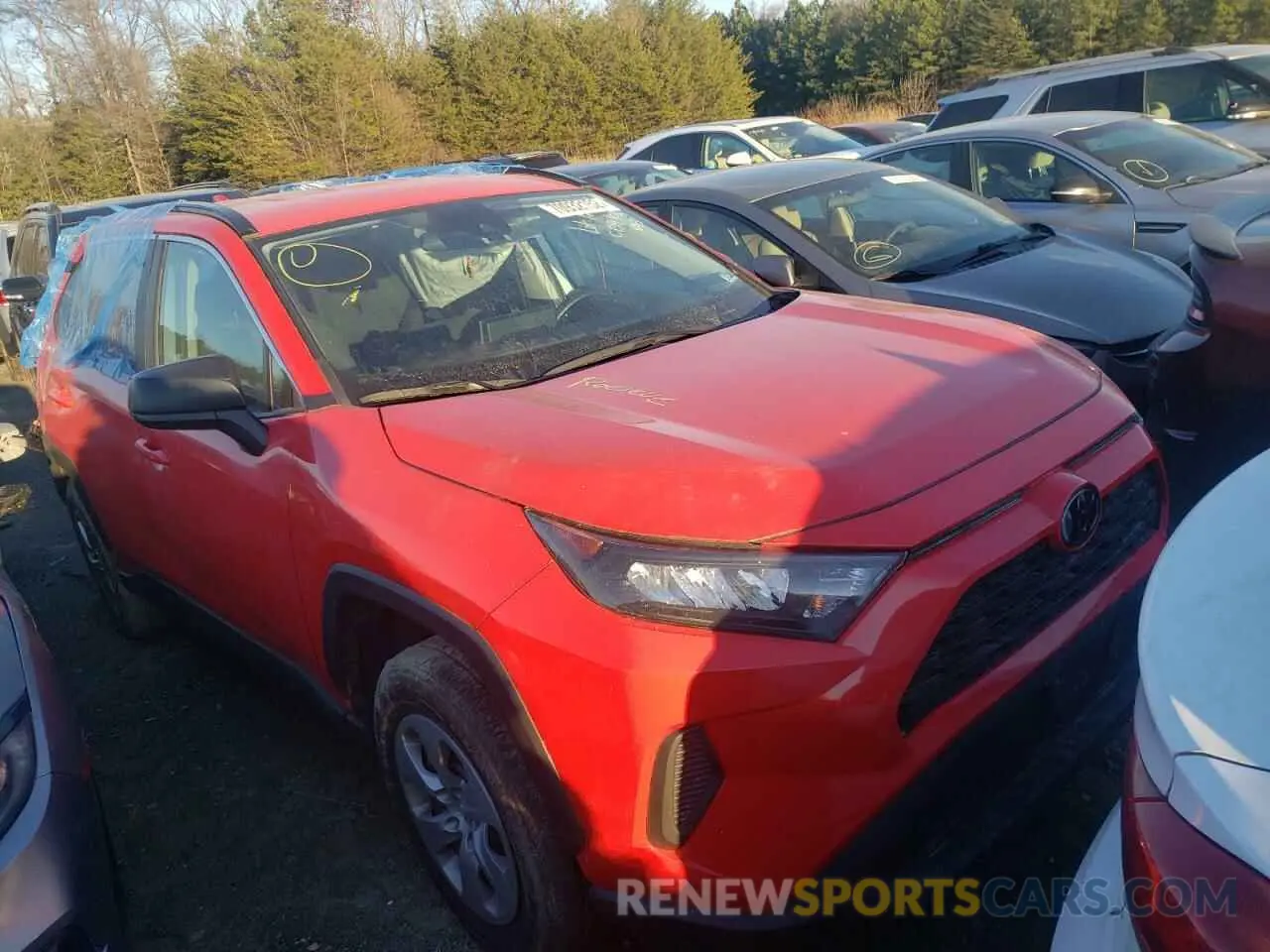 4 Photograph of a damaged car 2T3F1RFV0LW090877 TOYOTA RAV4 2020