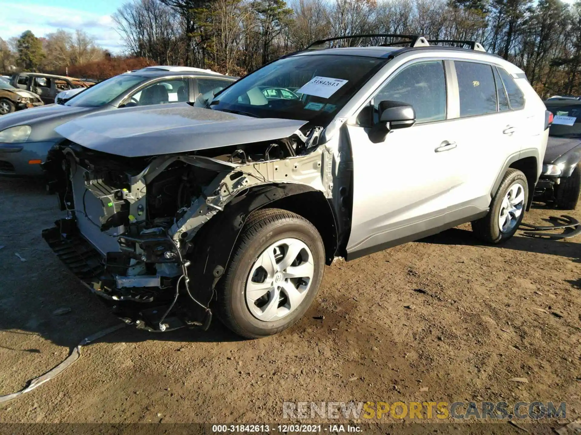 2 Photograph of a damaged car 2T3F1RFV0LW098770 TOYOTA RAV4 2020