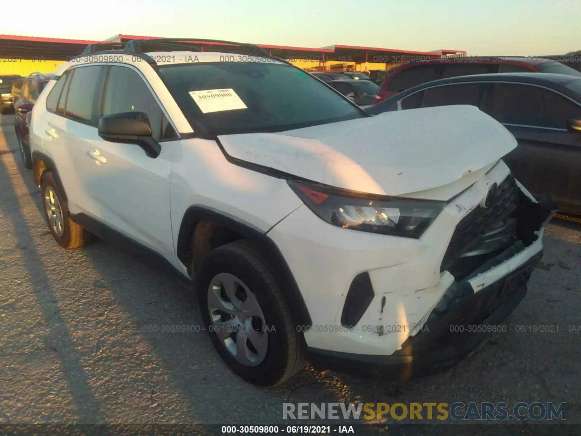 1 Photograph of a damaged car 2T3F1RFV1LC065536 TOYOTA RAV4 2020