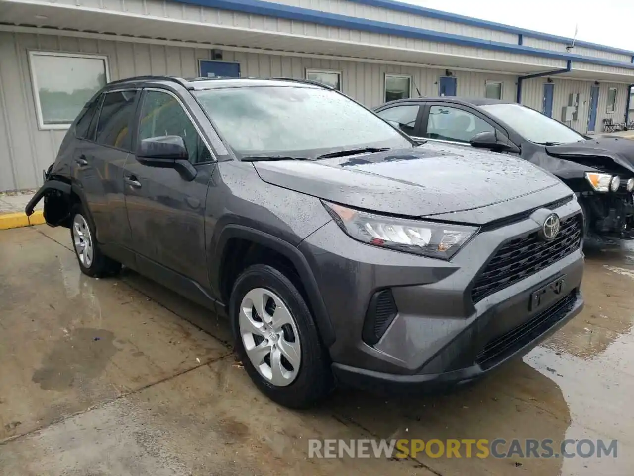 1 Photograph of a damaged car 2T3F1RFV1LC068128 TOYOTA RAV4 2020