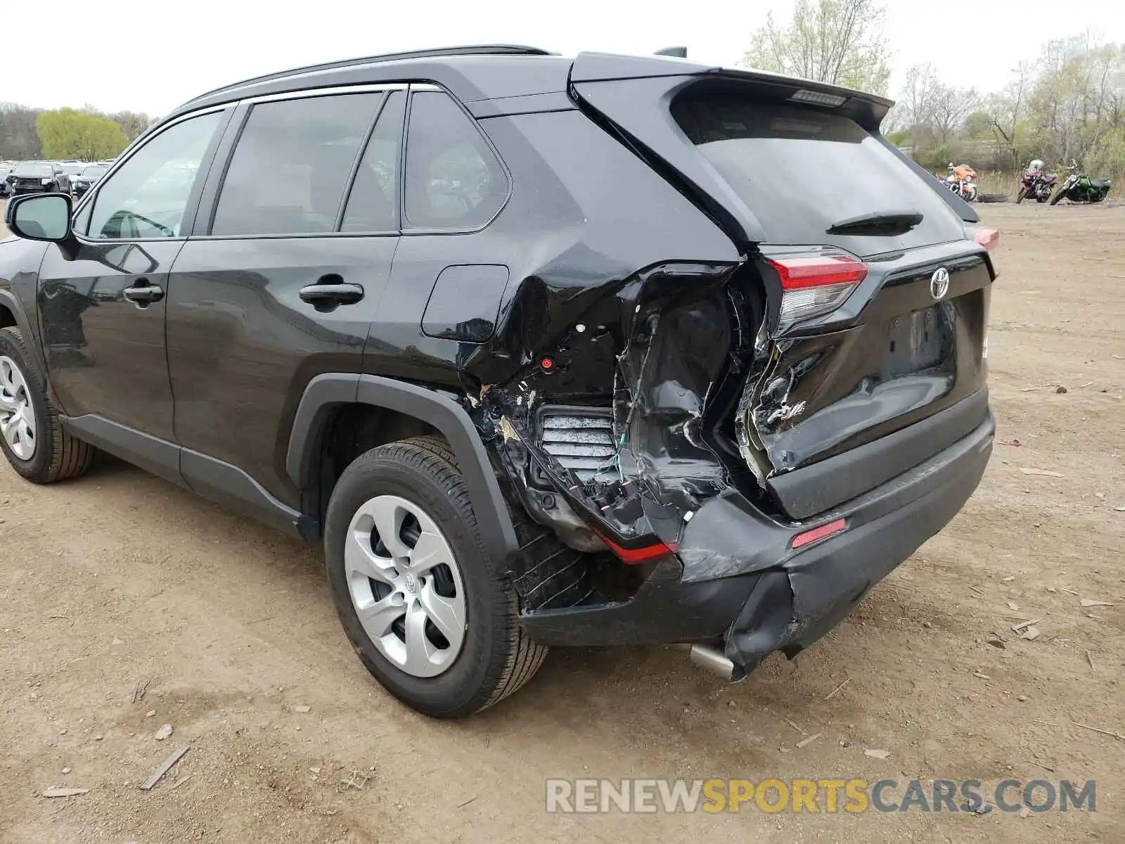 9 Photograph of a damaged car 2T3F1RFV1LC097337 TOYOTA RAV4 2020