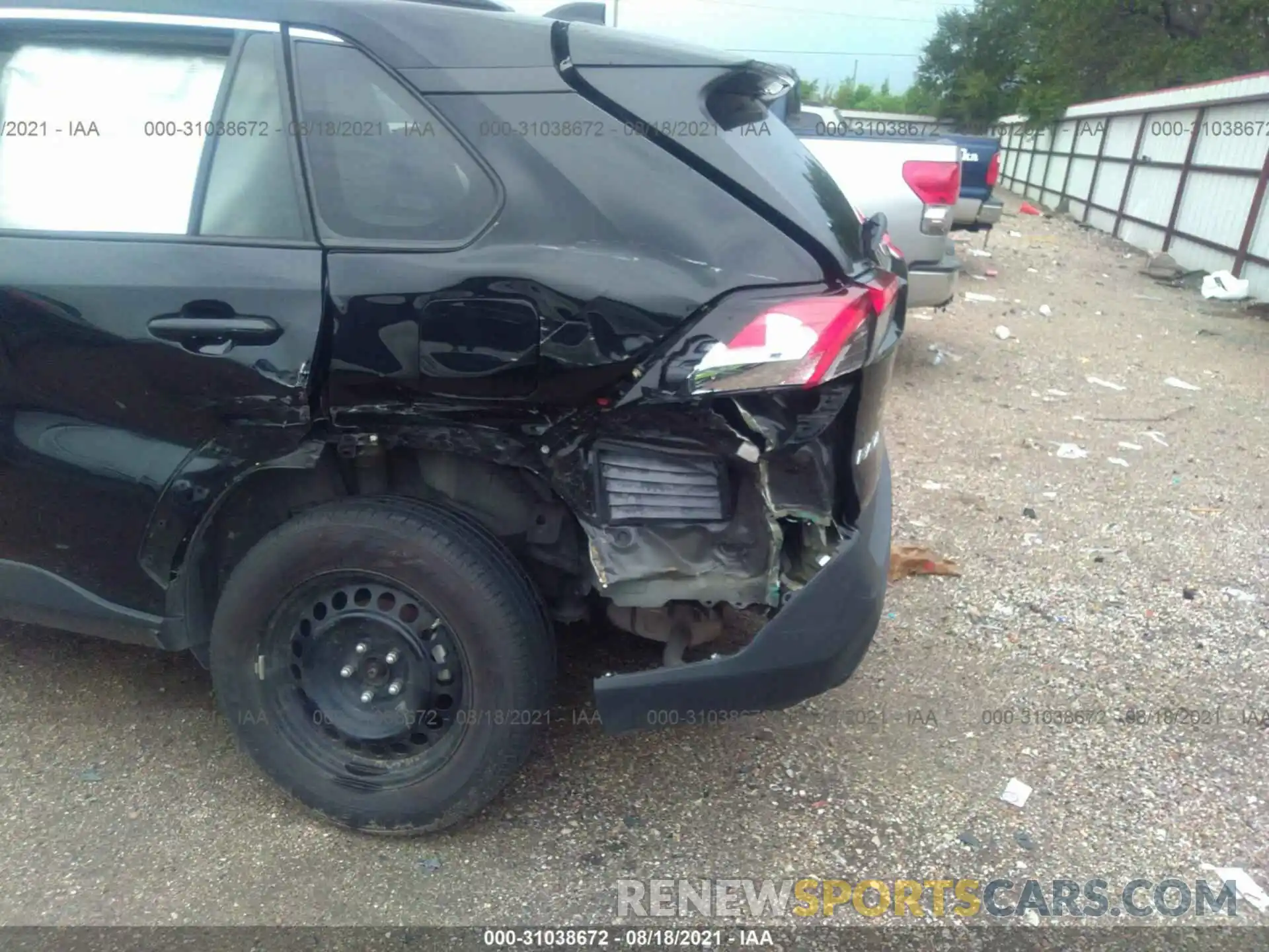 6 Photograph of a damaged car 2T3F1RFV1LC097371 TOYOTA RAV4 2020