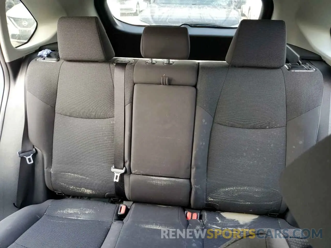 10 Photograph of a damaged car 2T3F1RFV1LC106814 TOYOTA RAV4 2020