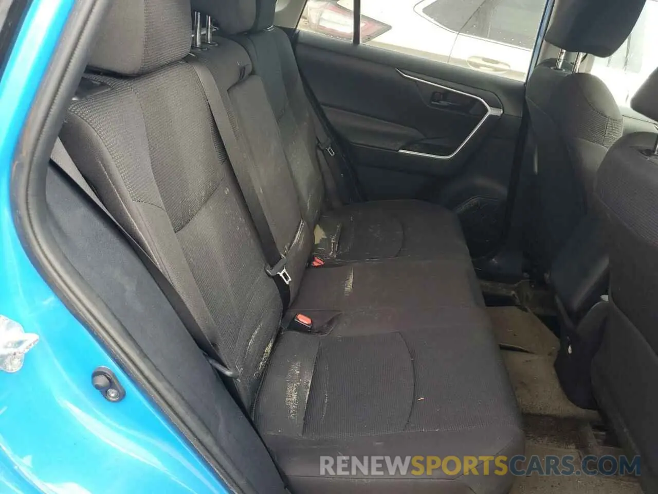 11 Photograph of a damaged car 2T3F1RFV1LC106814 TOYOTA RAV4 2020