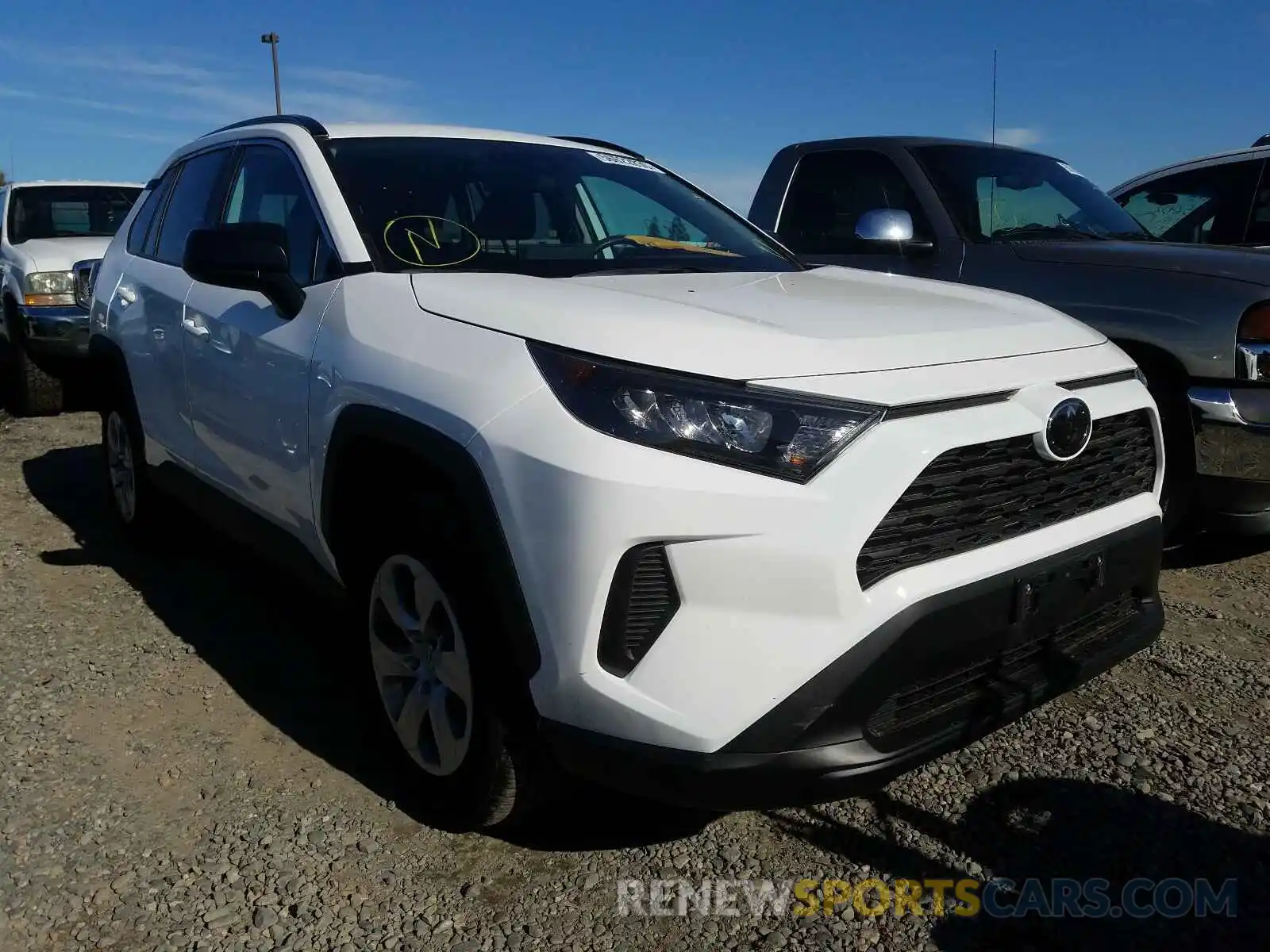 1 Photograph of a damaged car 2T3F1RFV1LC121233 TOYOTA RAV4 2020