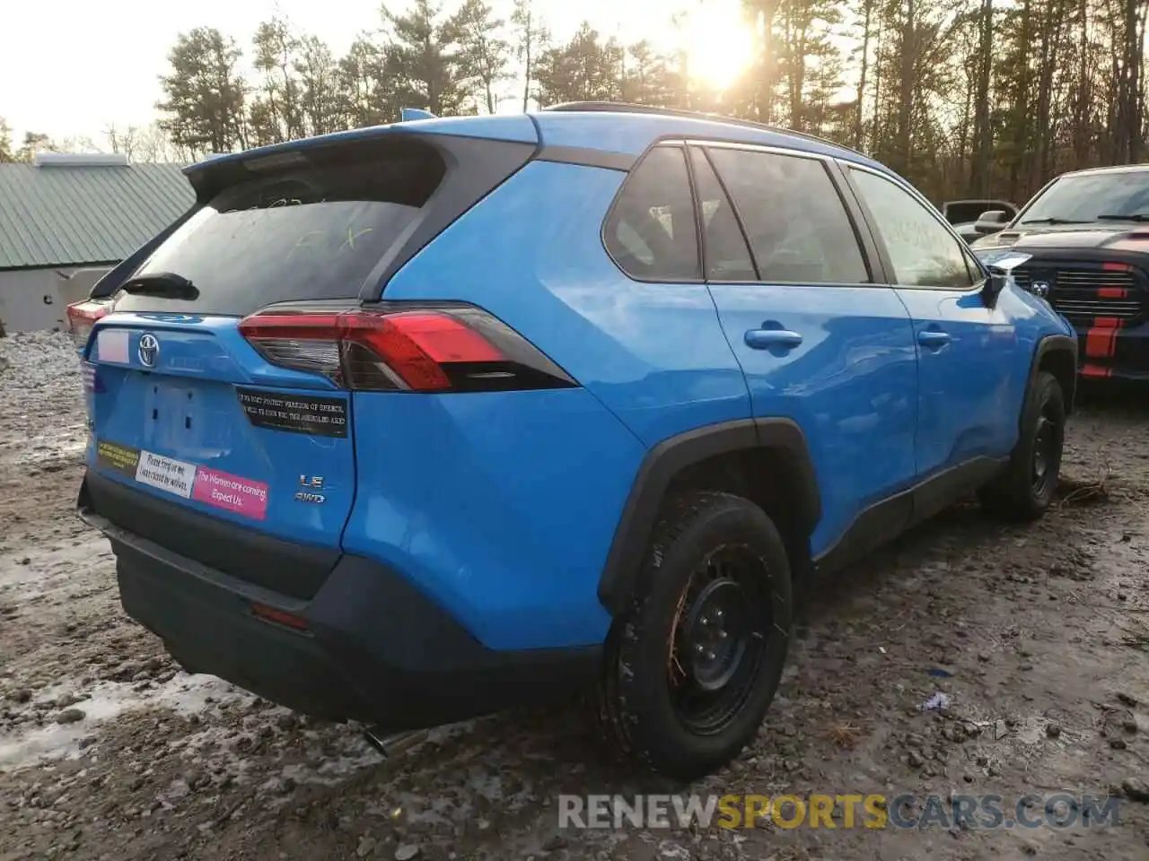 4 Photograph of a damaged car 2T3F1RFV1LC132071 TOYOTA RAV4 2020