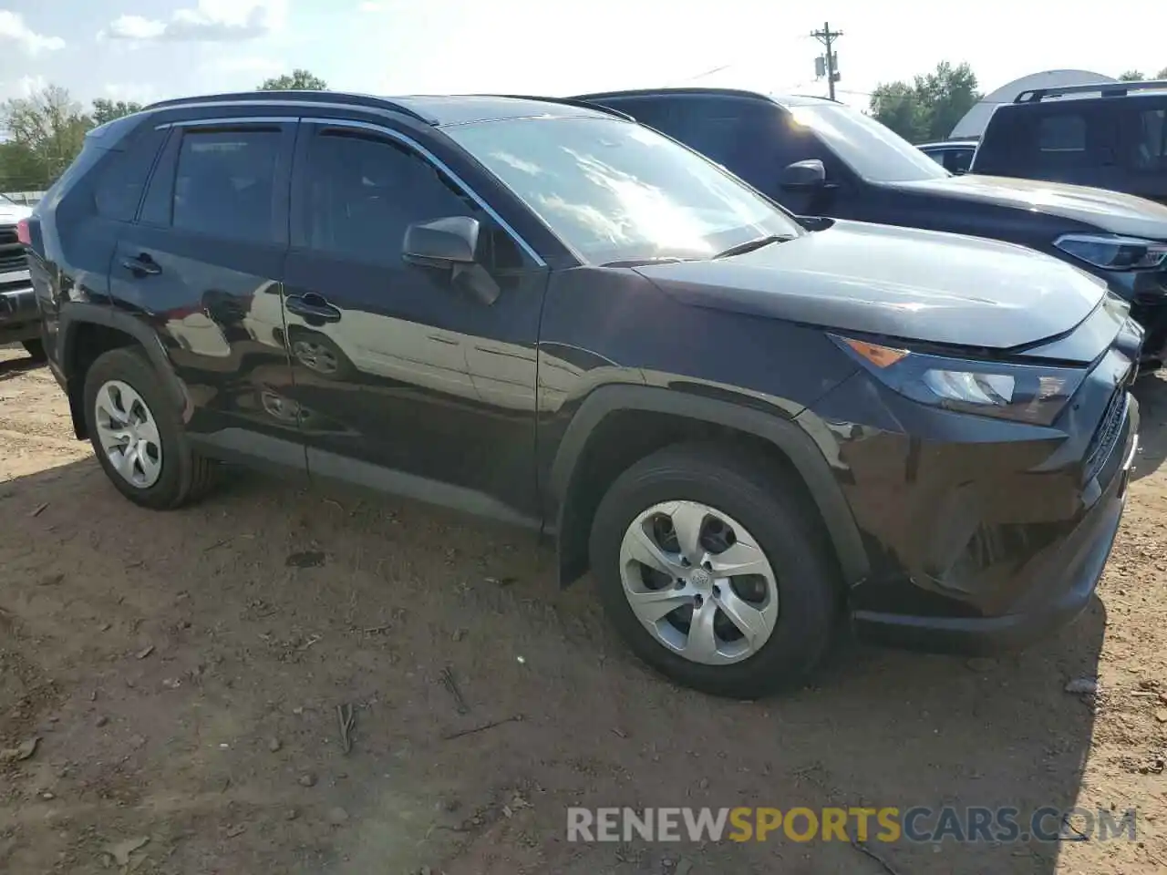 4 Photograph of a damaged car 2T3F1RFV2LC061785 TOYOTA RAV4 2020