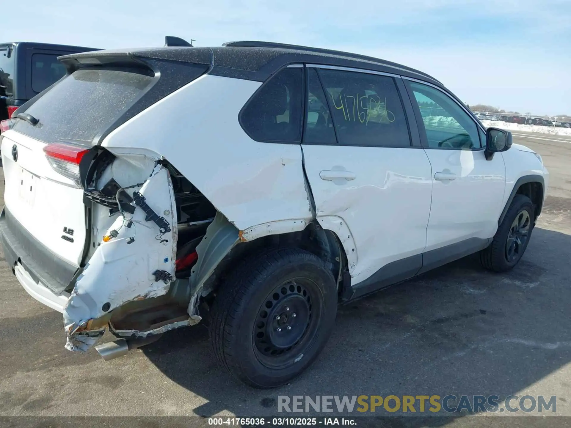 6 Photograph of a damaged car 2T3F1RFV2LC089909 TOYOTA RAV4 2020