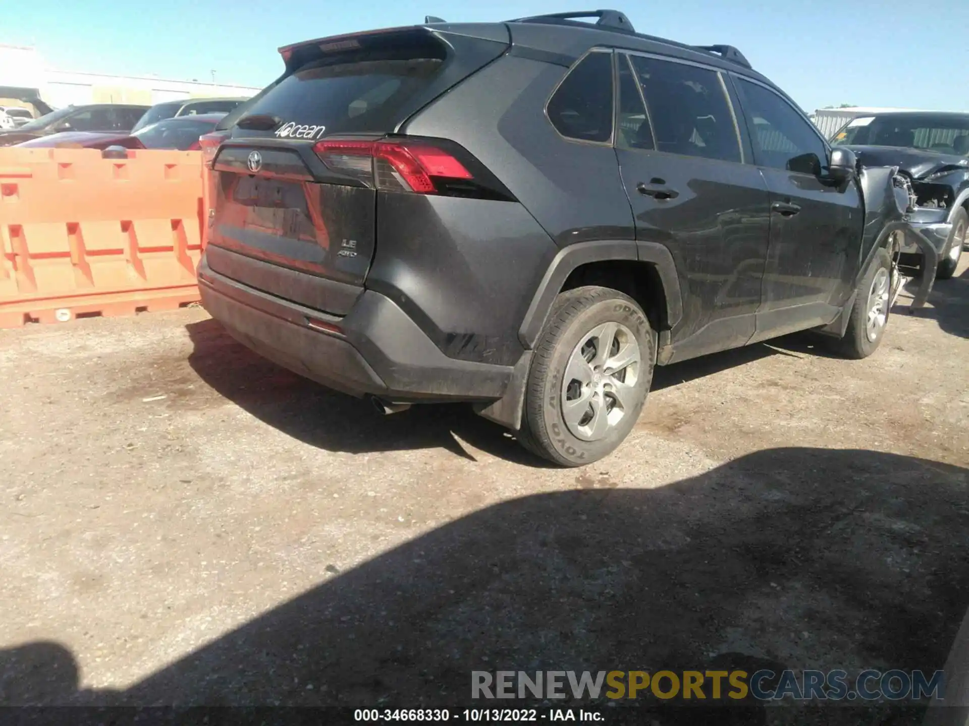 4 Photograph of a damaged car 2T3F1RFV2LC114551 TOYOTA RAV4 2020