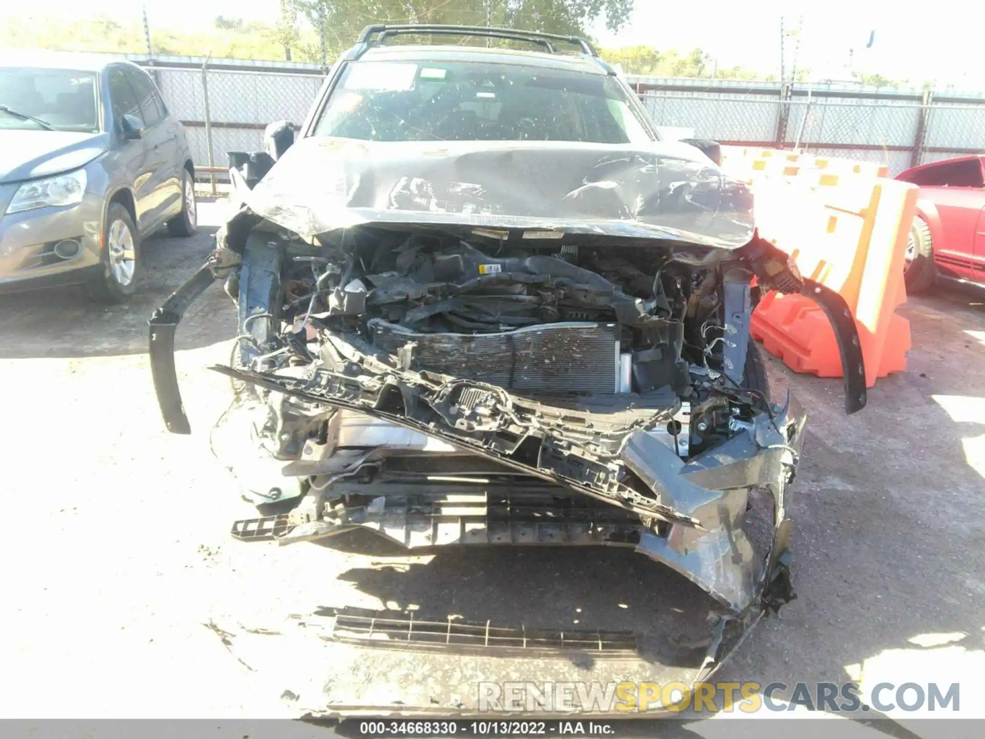 6 Photograph of a damaged car 2T3F1RFV2LC114551 TOYOTA RAV4 2020