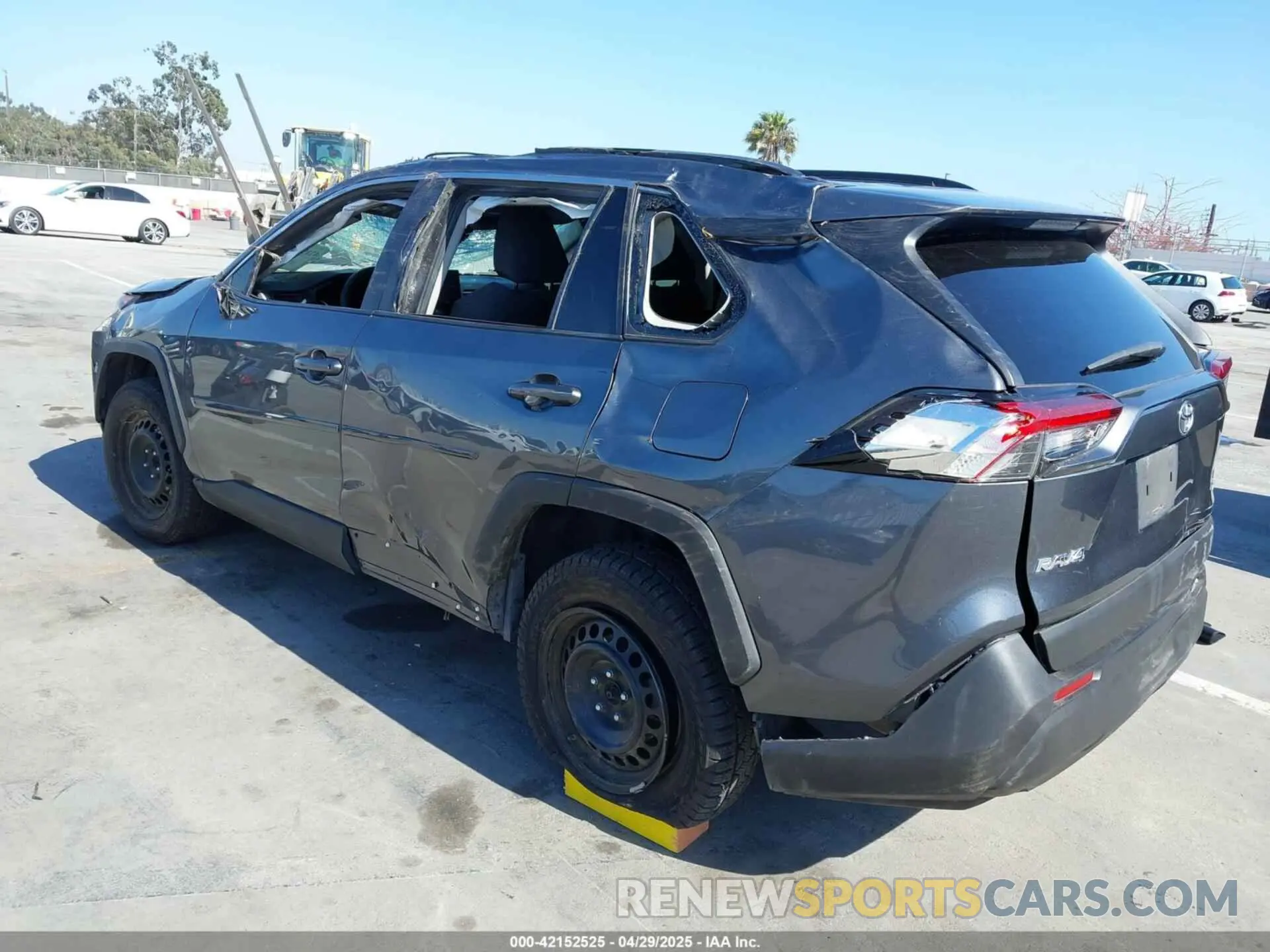 3 Photograph of a damaged car 2T3F1RFV2LC115473 TOYOTA RAV4 2020