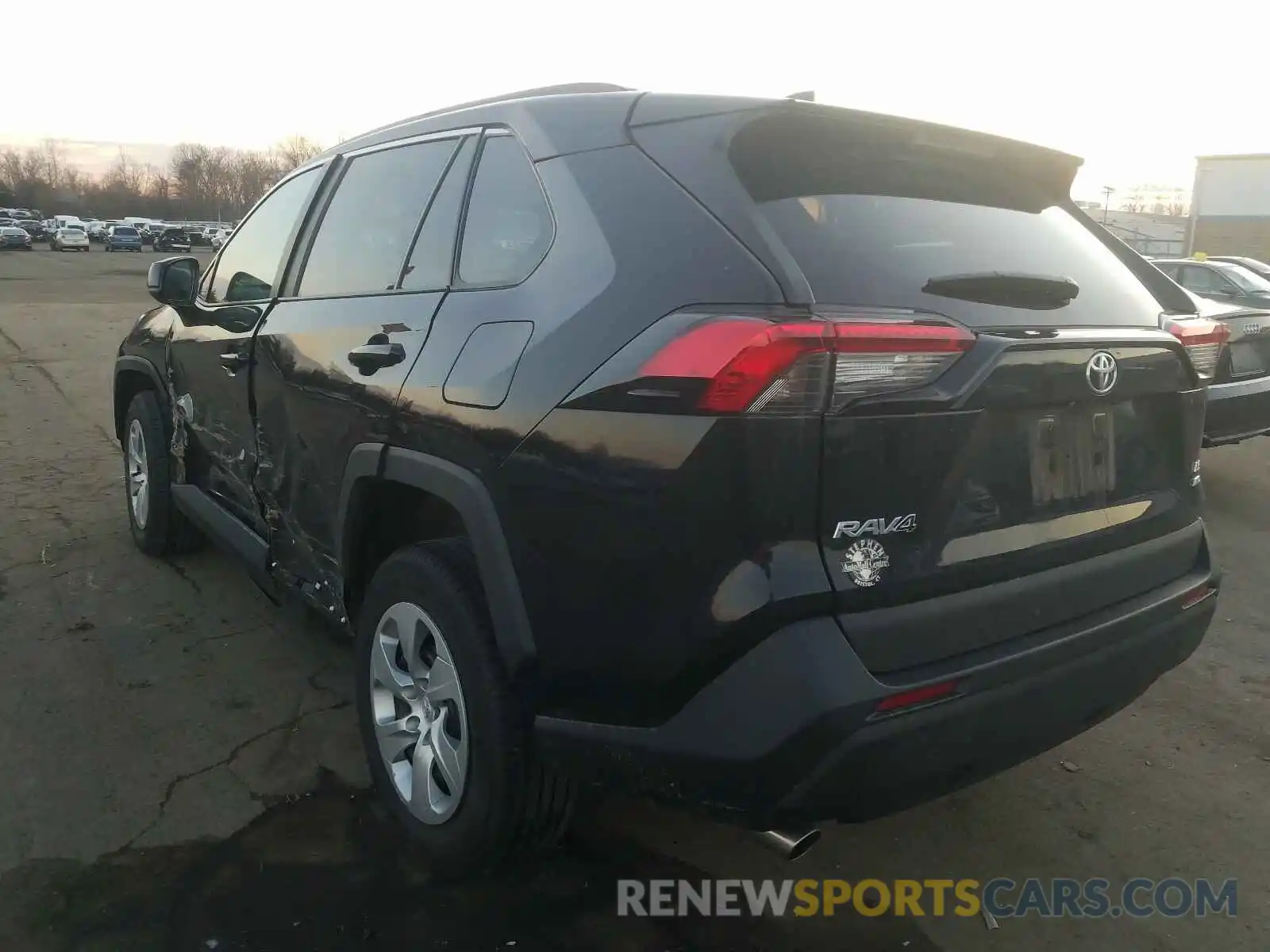 3 Photograph of a damaged car 2T3F1RFV2LC128398 TOYOTA RAV4 2020