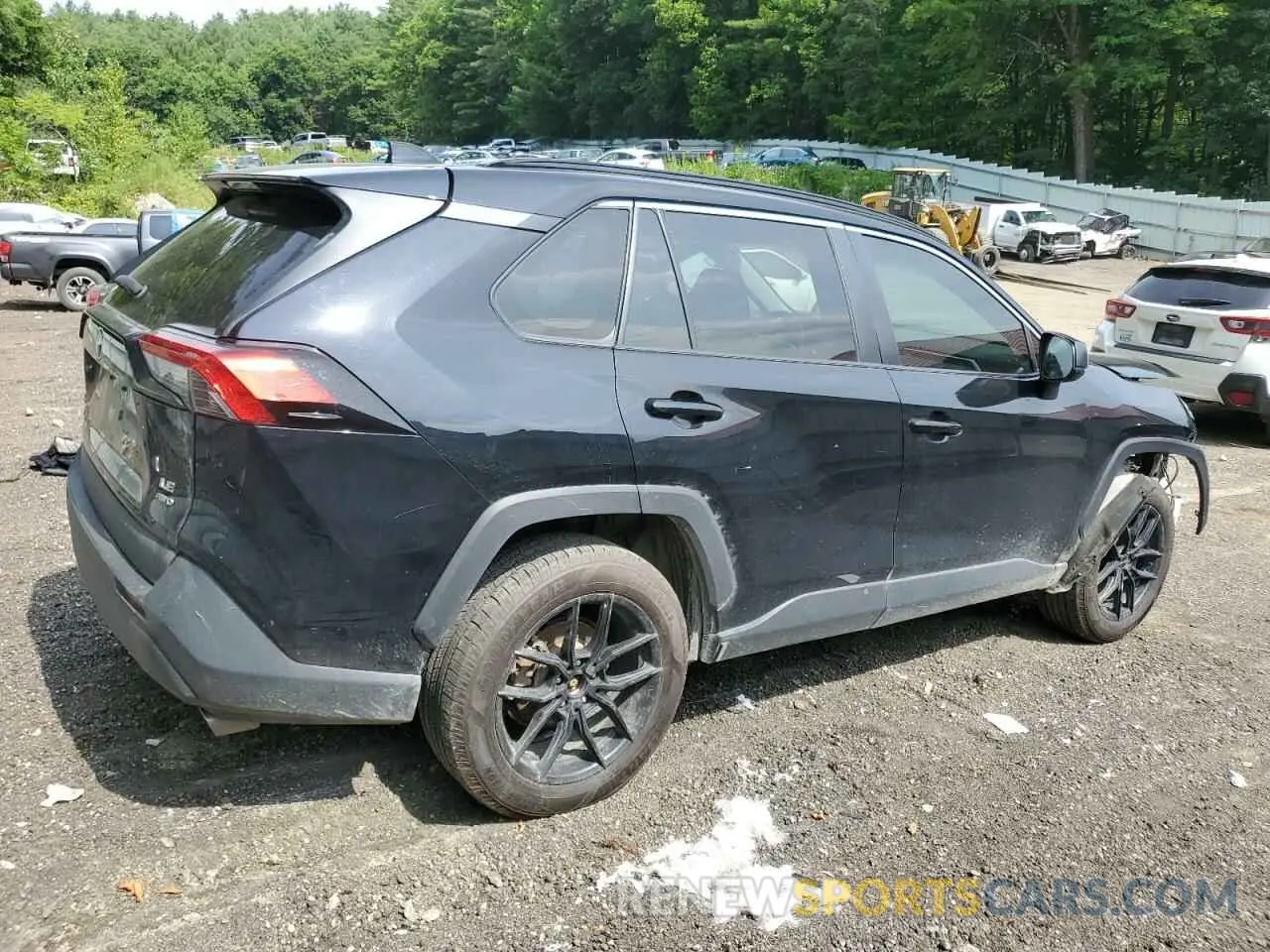 3 Photograph of a damaged car 2T3F1RFV2LC135061 TOYOTA RAV4 2020