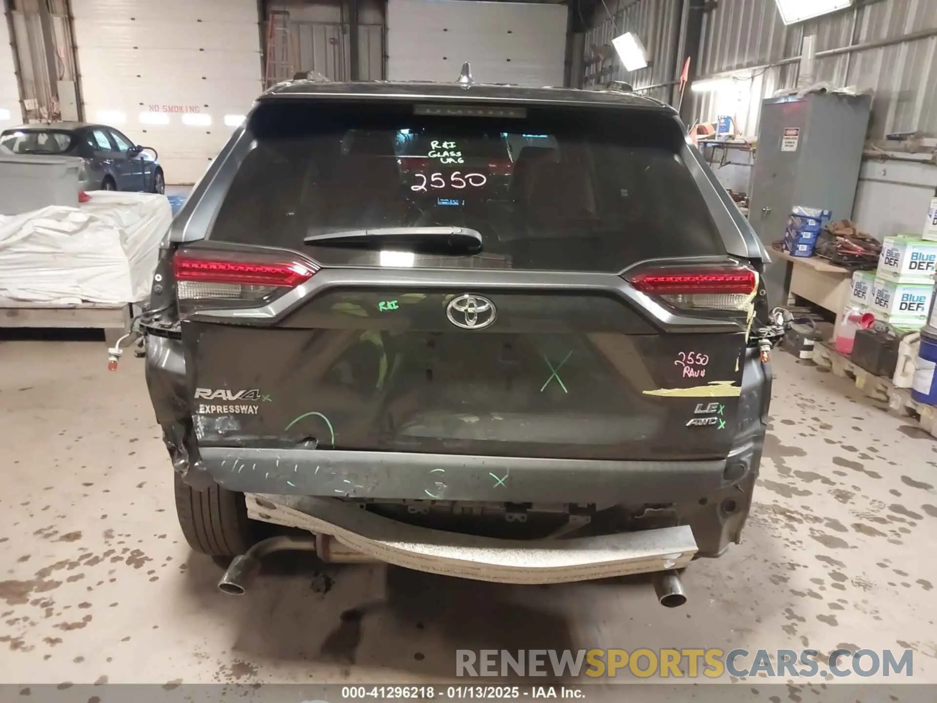 16 Photograph of a damaged car 2T3F1RFV2LW085535 TOYOTA RAV4 2020