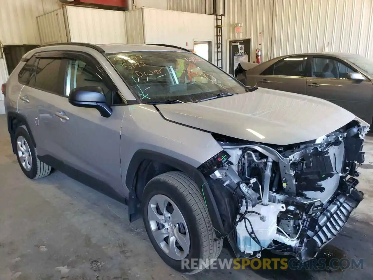 1 Photograph of a damaged car 2T3F1RFV2LW088810 TOYOTA RAV4 2020