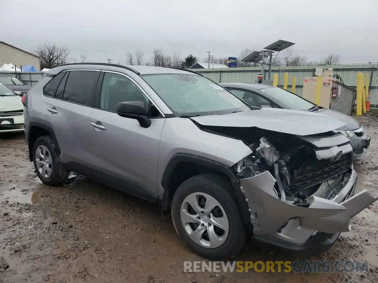 4 Photograph of a damaged car 2T3F1RFV2LW100907 TOYOTA RAV4 2020