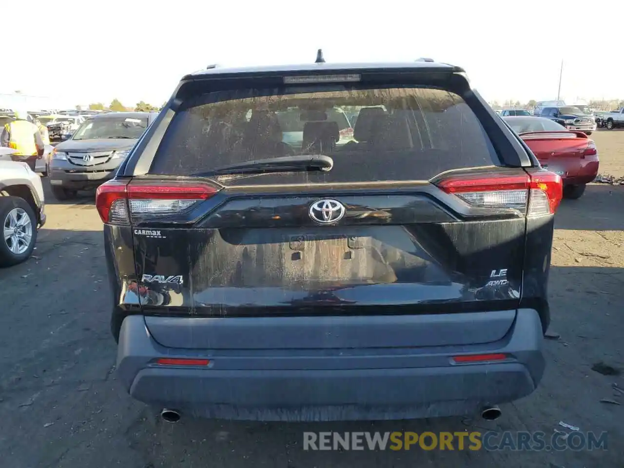 6 Photograph of a damaged car 2T3F1RFV3LC075887 TOYOTA RAV4 2020