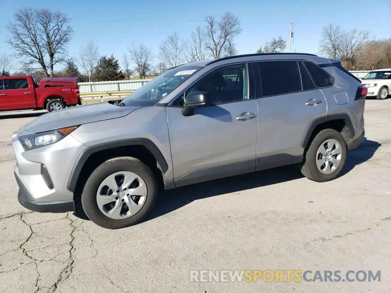 1 Photograph of a damaged car 2T3F1RFV3LC092138 TOYOTA RAV4 2020