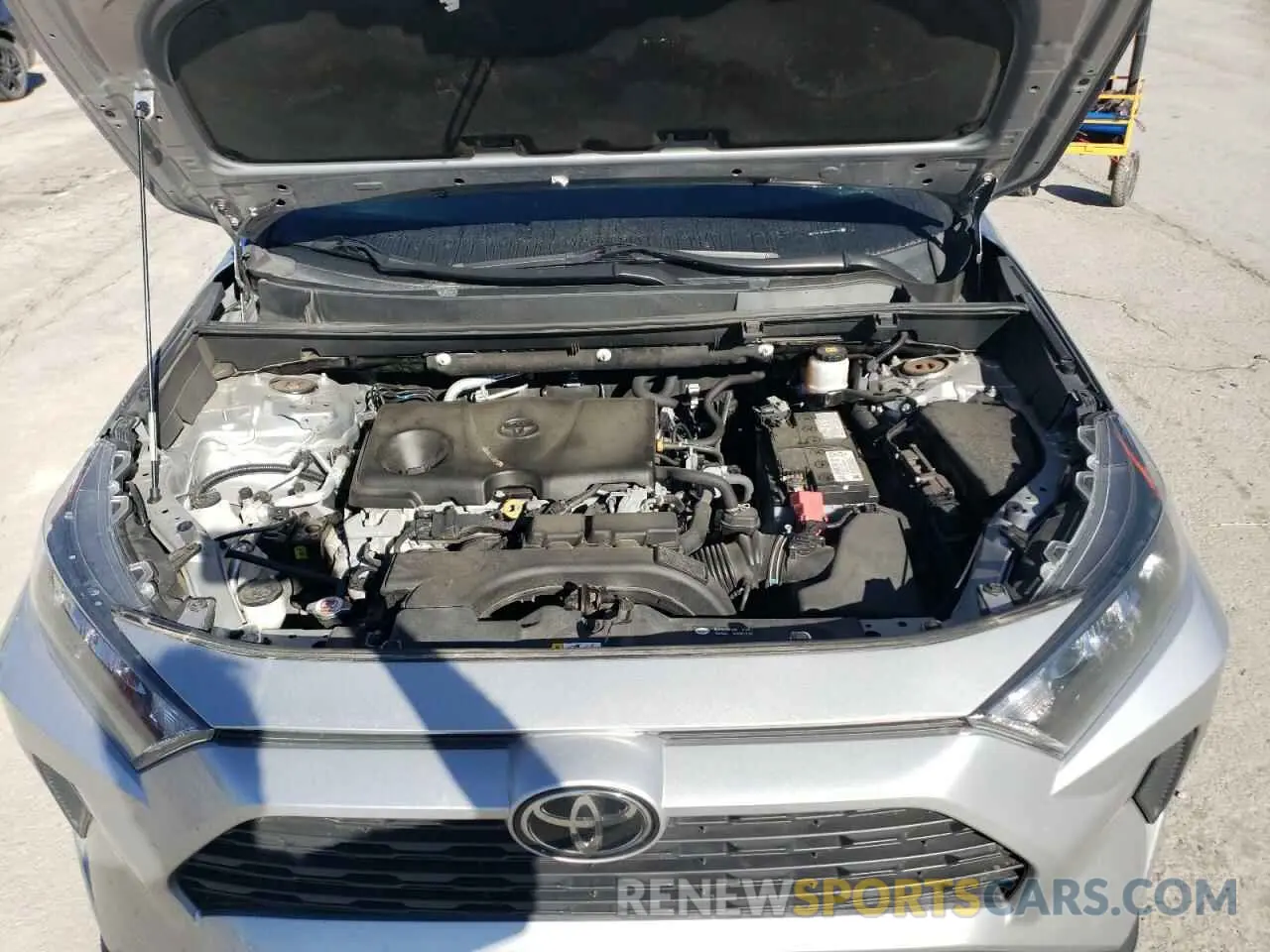 12 Photograph of a damaged car 2T3F1RFV3LC092138 TOYOTA RAV4 2020
